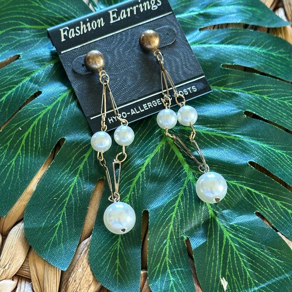 BOGO FREE TRUE VINTAGE BEADED 90s earrings